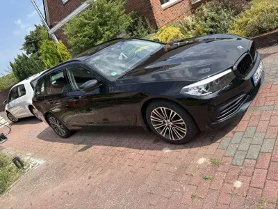 Gebraucht BMW 520 Sport Line 190 PS (139 kW) 2019 Schwarz Kombi