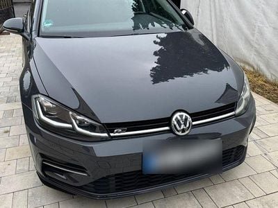 Gebraucht VW Golf VII R-line 150 PS (110 kW) 2017 Grau Limousine