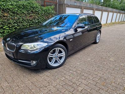 BMW 525