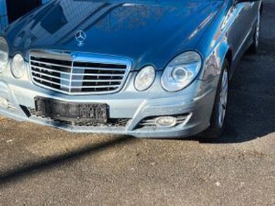 Mercedes E500