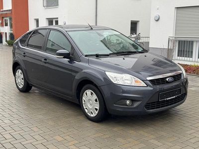 Gebraucht Ford Focus 101 PS (74 kW) 2010 Grau Limousine