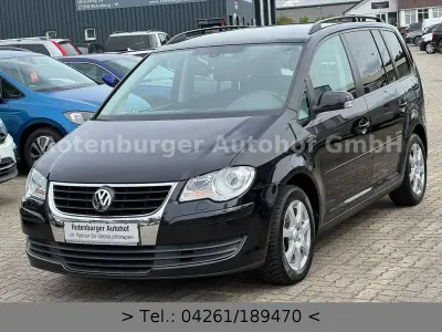 Gebraucht VW Touran United 140 PS (102 kW) 2009 Schwarz Van / Kleinbus