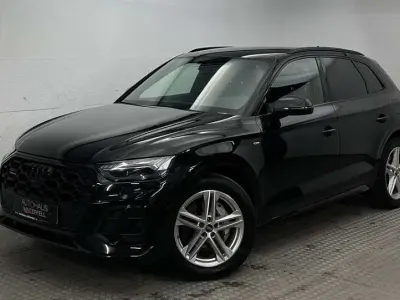 Gebraucht Audi Q5 S-Line 299 PS (219 kW) 2023 Mythosschwarz (metallic) SUV