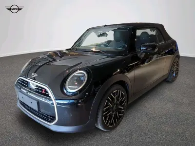 Occasion Mini Cooper S Cabriolet Favoured 204 PK (150 kW) 2025 Zwart Cabriolet