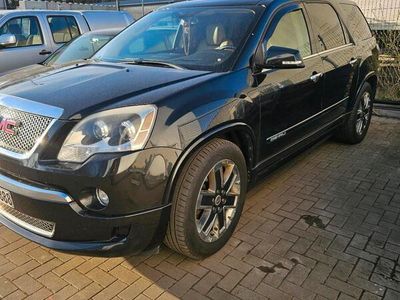 GMC Acadia
