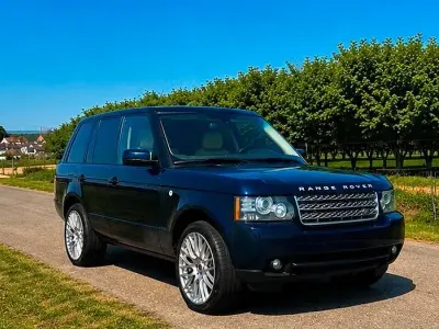 Gebraucht Land Rover Range Rover 272 PS (200 kW) 2009 Blau SUV