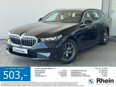 Gebraucht BMW 520 Comfort Edition 197 PS (144 kW) 2025 Saphirschwarz metallic Kombi