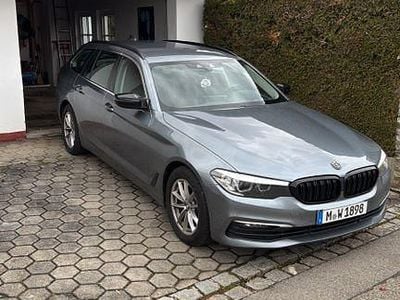 Gebraucht BMW 520 190 PS (139 kW) 2018 Silber Kombi