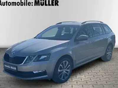 Begagnad Skoda Octavia Drive 180 HK (132 kW) 2017 Beige Kombi