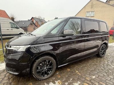Gebraucht VW Multivan Life 150 PS (110 kW) 2024 Schwarz Van