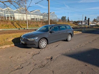 Schwarz Gebraucht 2015 VW Passat Trendline Kombi | 8.500 € (Fairer Preis)