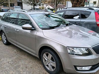 Gebraucht Skoda Octavia 105 PS (77 kW) 2014 Grau Kleinwagen