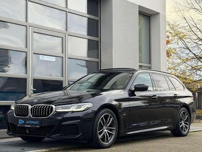 Gebraucht BMW 520 M Sport 190 PS (139 kW) 2022 Carbonschwarz Kombi