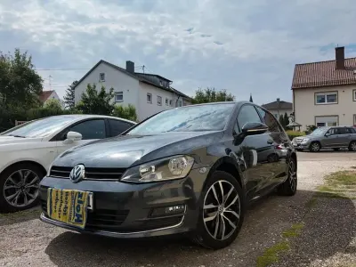 Gebraucht VW Golf VII Allstar 125 PS (91 kW) 2016 Schwarz Kombi