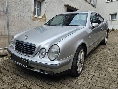 Gebraucht Mercedes CLK320 Elegance 218 PS (160 kW) 1999 Silber Coupé