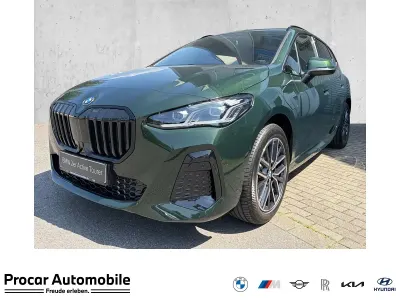 Neu BMW 225 M Sport 245 PS (180 kW) 2026 Sanremo green Coupé