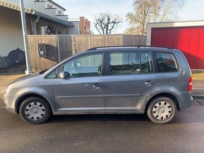 Grau Gebraucht 2006 VW Touran Conceptline Van / Kleinbus | 1.200 € (Superpreis)