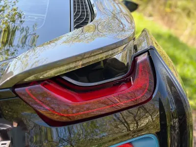 Gebraucht BMW i8 362 PS (266 kW) 2018 Grau