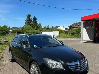 Gebraucht Opel Insignia 160 PS (117 kW) 2009 Schwarz Kombi