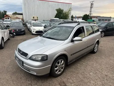 Gebraucht Opel Astra Njoy 84 PS (61 kW) 2003 Silber Limousine