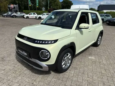 Neu Hyundai Inster 85 kW (116 PS) 2026 Buttercream yellow Kleinwagen