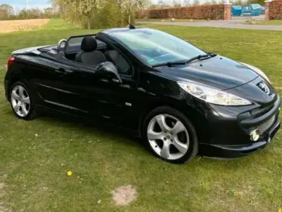 Gebraucht Peugeot 207 CC Sport 120 PS (88 kW) 2008 Schwarz Cabrio