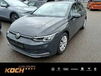 Gebraucht VW Golf VIII Move 111 PS (81 kW) 2024 Uranograu Limousine