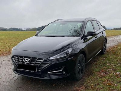 Schwarz Gebraucht 2020 Hyundai i30 Intro Edition Kombi | 17.200 € (Fairer Preis)