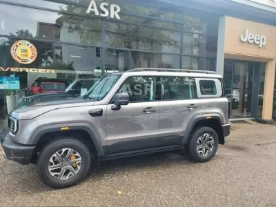 Neu Baic BJ40 234 PS (172 kW) 2025 Grau SUV
