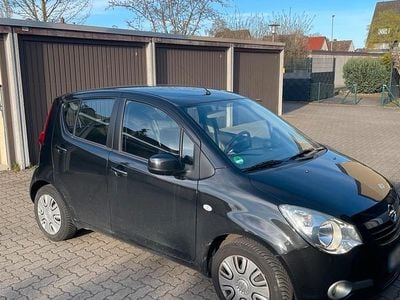 Usata Opel Agila 51 CV (37 kW) 2012 Nero Utilitaria