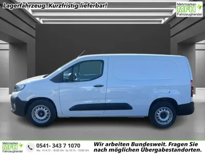 Neu Opel Combo 131 PS (96 kW) 2026 Kaolin weiß Van / Kleinbus