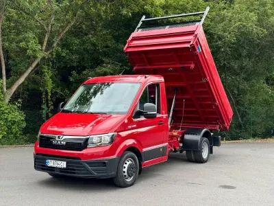 Gebraucht MAN TGE 179 PS (131 kW) 2020 Rot Van