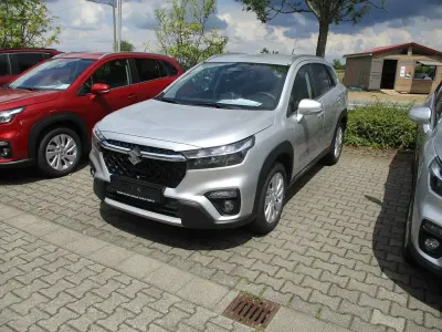 Gebraucht Suzuki SX4 S-Cross Comfort 129 PS (94 kW) 2025 Silber SUV