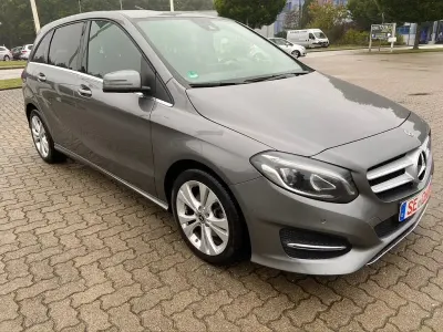 Second-hand Mercedes B200 Edition 156 CP (114 kW) 2018 Gri Monovolum
