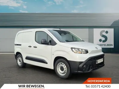 Neu Toyota Proace City City 100 kW (136 PS) 2026 Ice white Van / Kleinbus