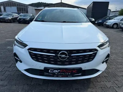Gebraucht Opel Insignia Business 174 PS (127 kW) 2022 Weiß Kombi