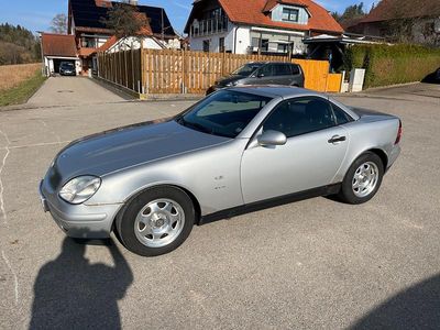 Gebraucht Mercedes SLK200 136 PS (100 kW) 1998 Silber Cabrio