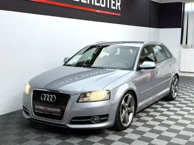 Usata Audi A3 Ambition 125 CV (91 kW) 2012 Argento Utilitaria