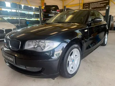Gebraucht BMW 116 Advantage 122 PS (89 kW) 2008 Schwarz Kleinwagen