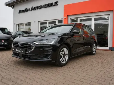 Occasion Ford Focus Cool & Connect 120 ch (88 kW) 2022 Noir Break