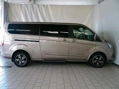 Gebraucht Ford Tourneo Titanium X 170 PS (125 kW) 2018 Beige Van / Kleinbus