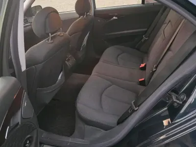 Gebraucht Mercedes E240 177 PS (130 kW) 2002 Schwarz Limousine