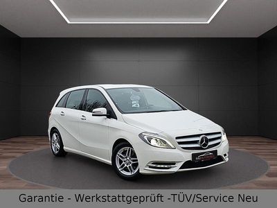 Usata Mercedes B180 109 CV (80 kW) 2014 Bianco Monovolume