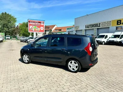 Gebraucht Dacia Lodgy 102 PS (75 kW) 2018 Grau Van / Kleinbus