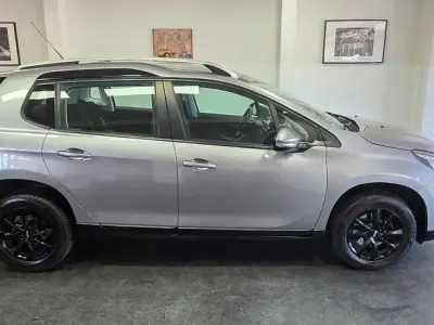 Gebraucht Peugeot 2008 Active 110 PS (80 kW) 2018 Grau SUV