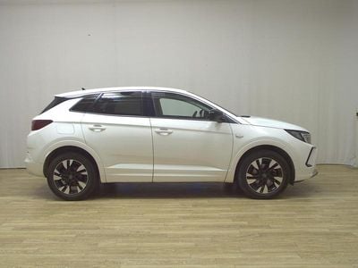 Weiss Gebraucht 2023 Opel Grandland X Elegance SUV | 17.580 € (Superpreis)