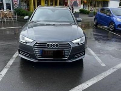 Grau Gebraucht 2016 Audi A4 Ambiente Kombi | 14.580 € (Fairer Preis)