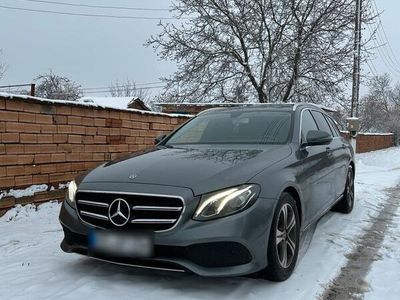 Mercedes E220