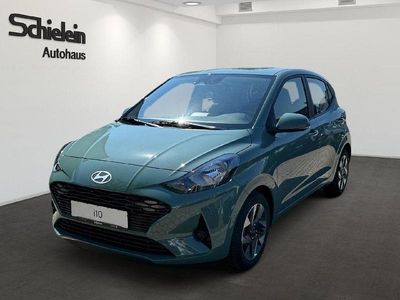 Neu Hyundai i10 Trend 79 PS (58 kW) 2025 Mangrove green Kleinwagen