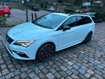Weiß Gebraucht 2017 Seat Leon ST CUPRA Kombi | 15.500 € (Superpreis)
